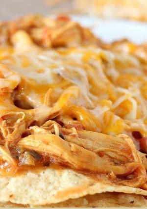 Crockpot Chicken Nachos