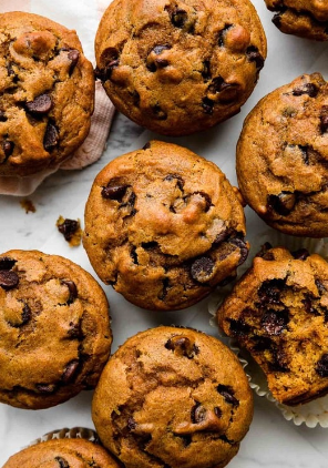 Pumpkin Chocolate Chip Muffins