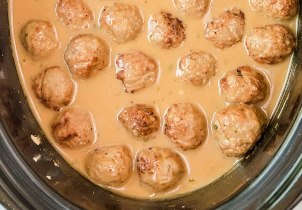 Slow Cooker Swedish Meatballs