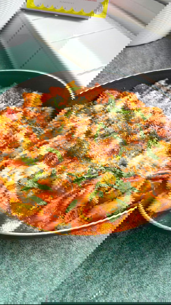 One Pan Cheesy Bacon and Tomato Tortellini