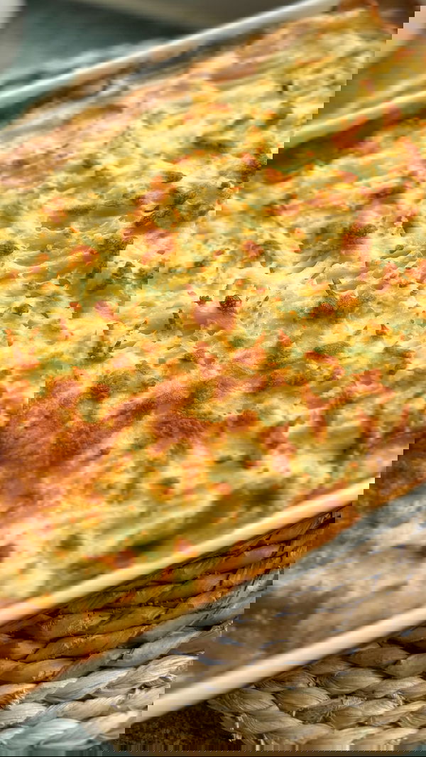 Creamy Chicken and Bacon Mash Pie